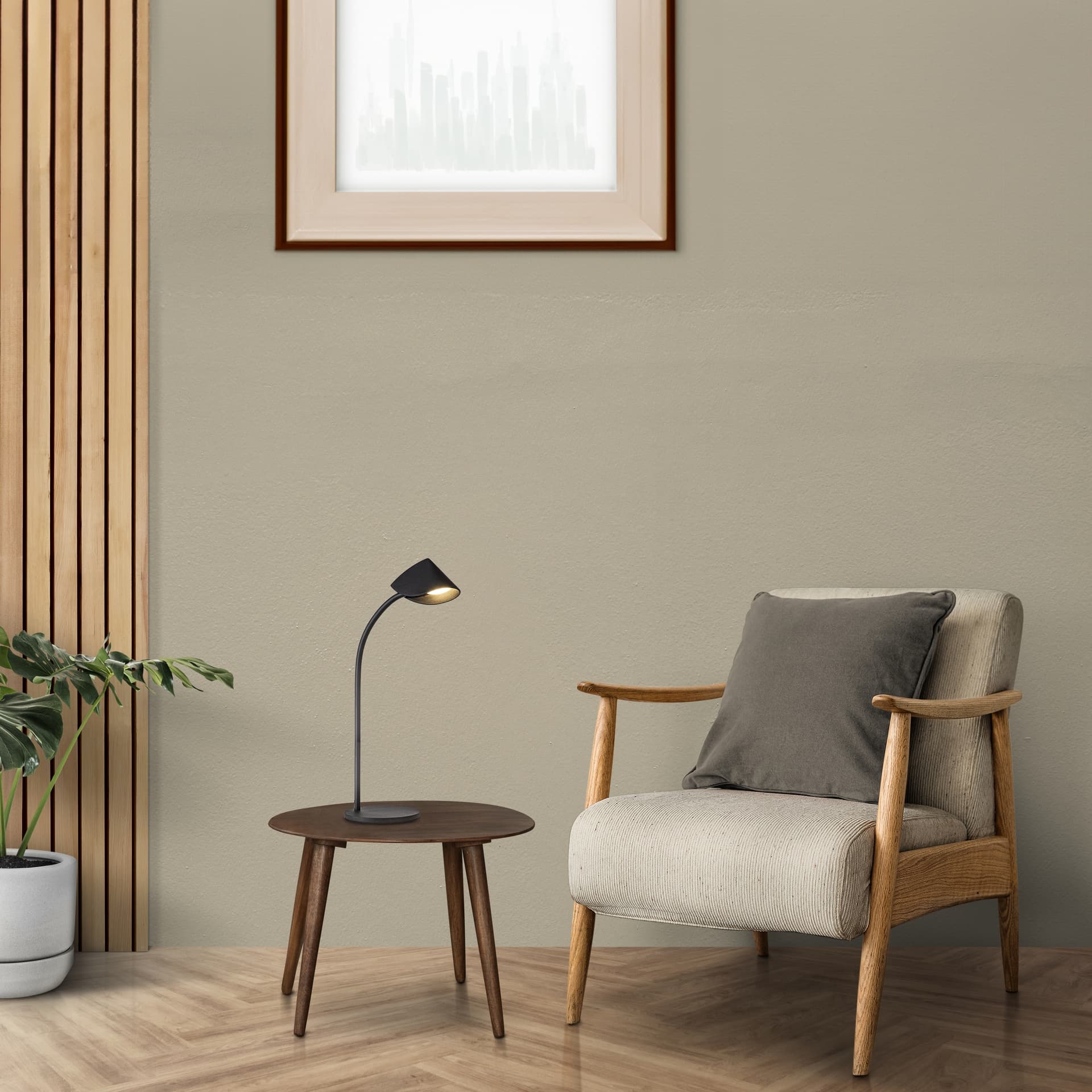* STOLNÍ LAMPA VEDLA 8,5W
